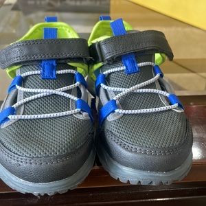 Carters size 9 light up shoe